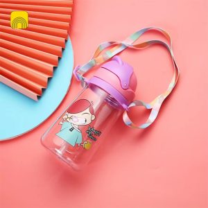Bình tập uống nước nắp gạt cho bé